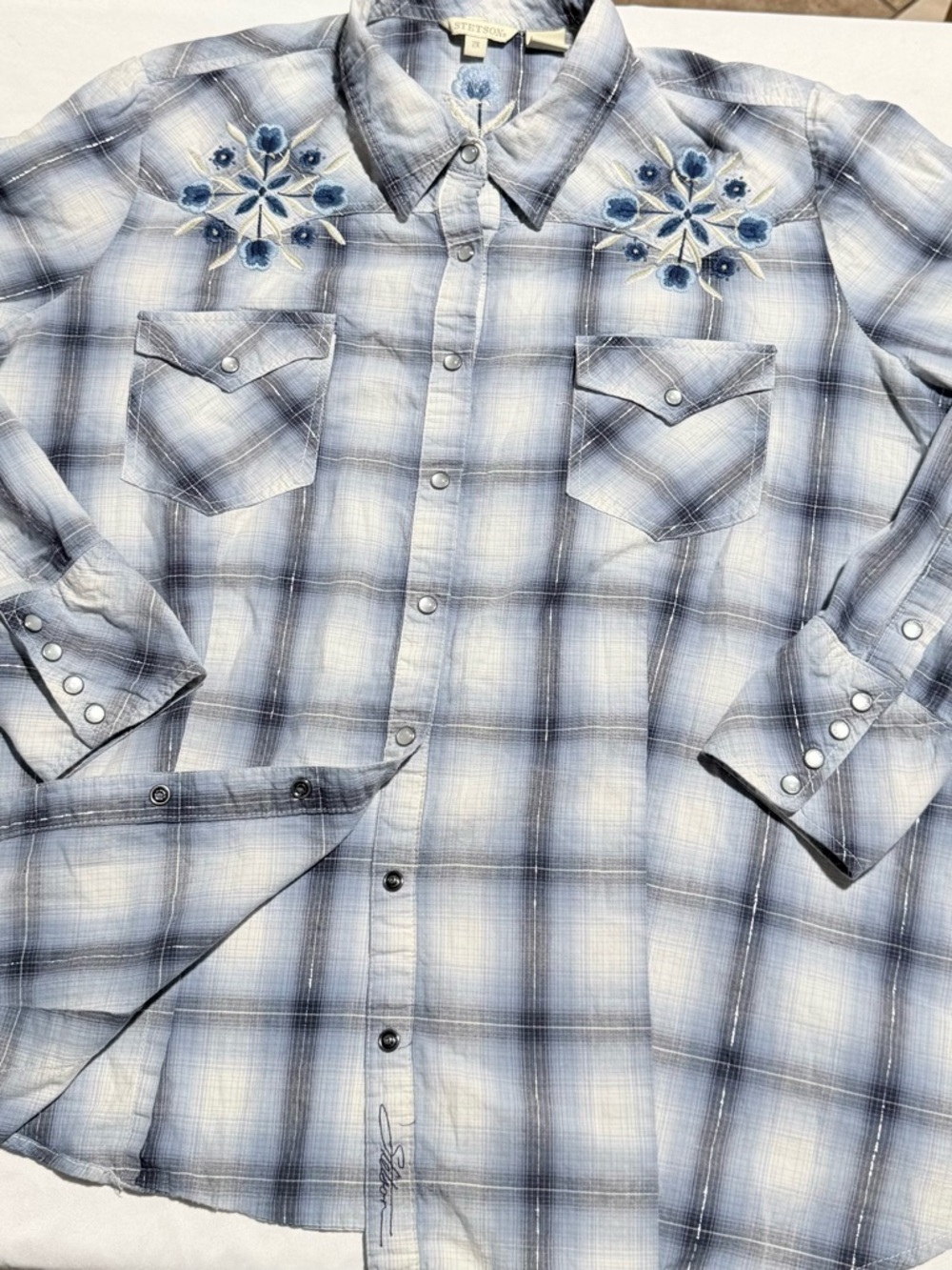 Stetson Women’s Embroidered Blue Plaid Western Button Up Collared Shirt Size 2X - Picture 6 of 10